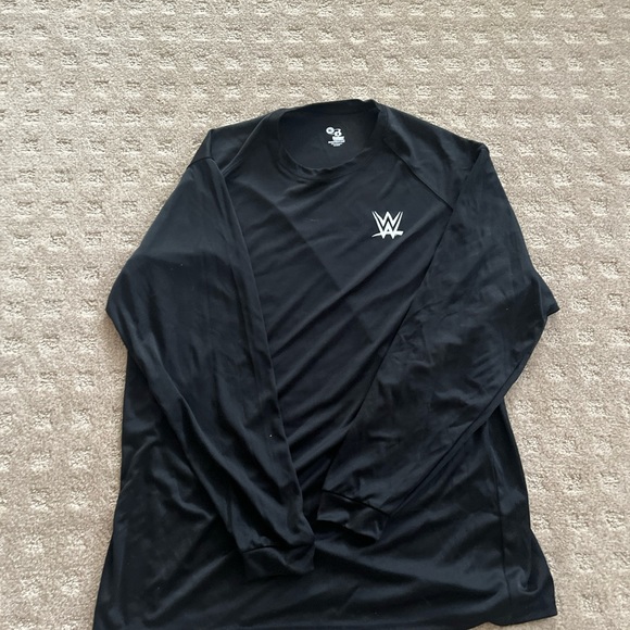 Brand New WWE long sleeve black XL performance shirt - Picture 2 of 8